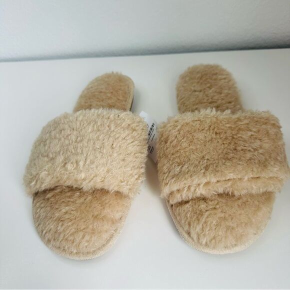 J Crew Tan Teddy Bear Slippers Size 8 - Picture 1 of 5